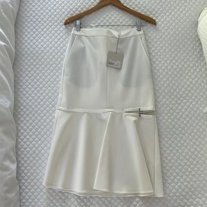 Tibi size 2 skirt in Ivory with metal detail
